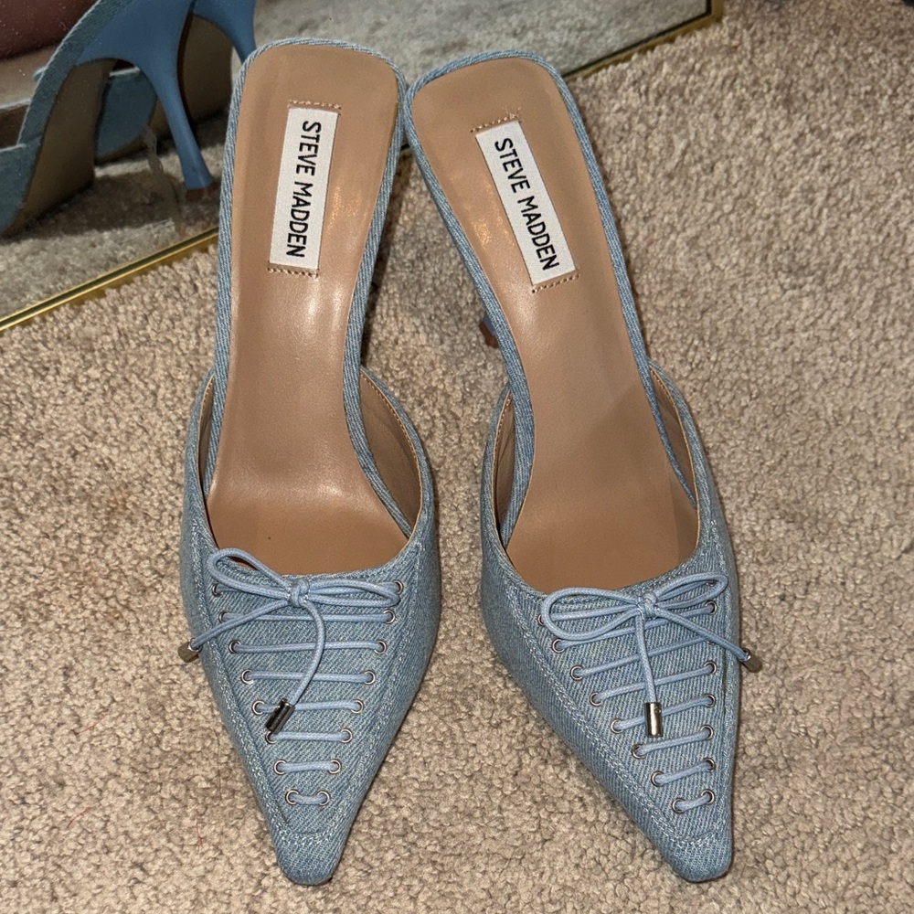 Steve Madden Light Blue Pointed Toe Lace-Up Mules